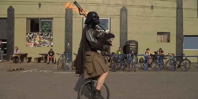 Rogue Unipiper darth vader bagpipes