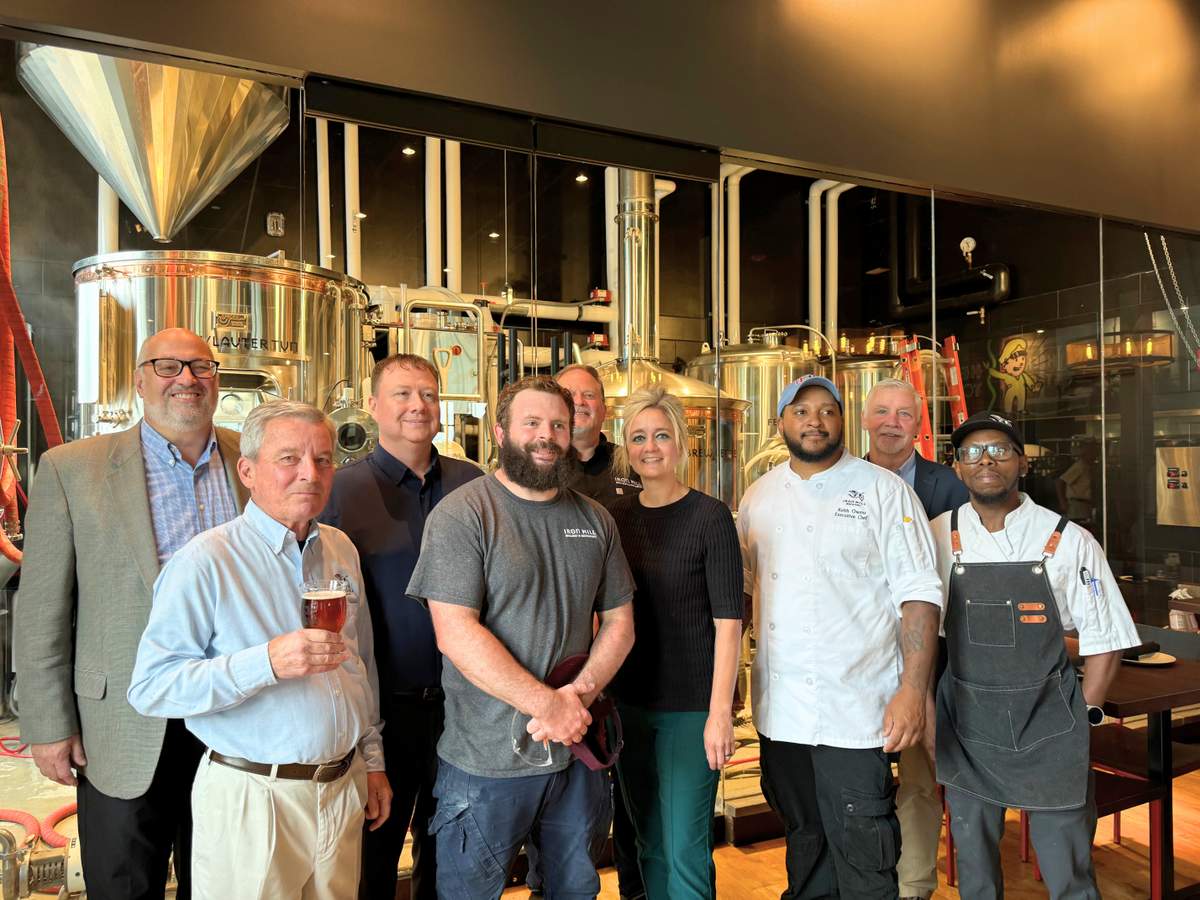 Iron Hill Brewery & Restaurant Celebrates Opening at Lehigh Valley Mall