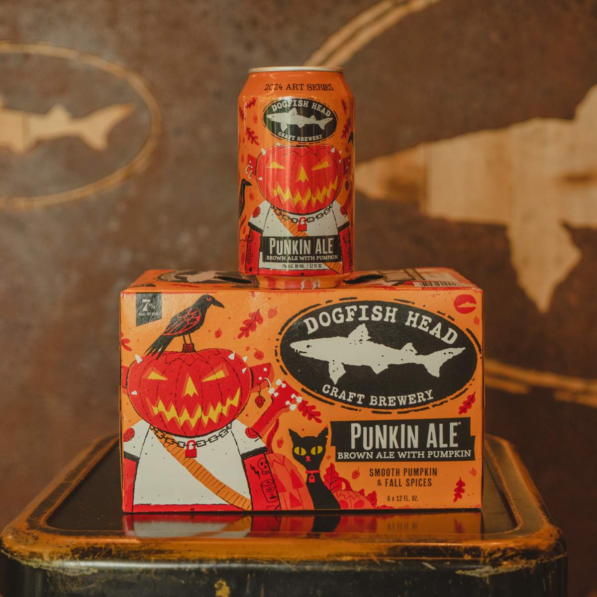 DogFish Punkin Ale 2024 packaging with 12 pack and a can