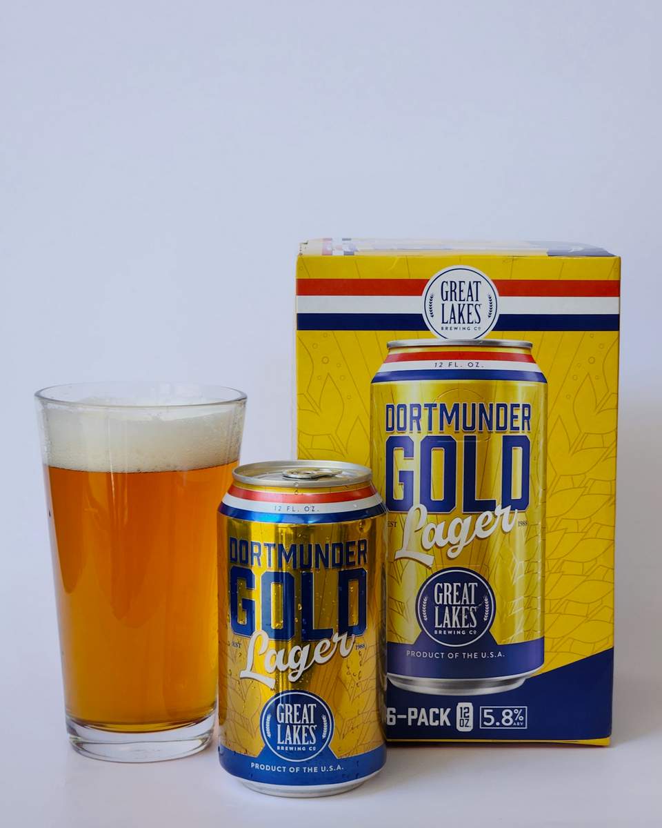 Great Lakes Brewing Dortmunder 6 pack can pour